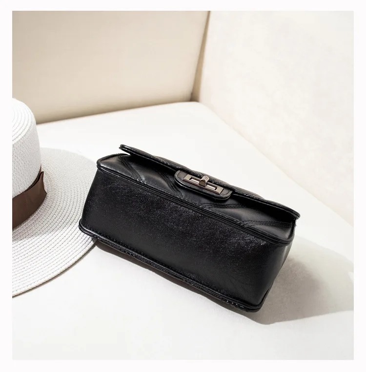 Mini Quilted Leather Double Flap Handbag 2019 New Luxury Designer Women's Chain Shoulder Bags Classic Crossbody Flap Purse Black (8)