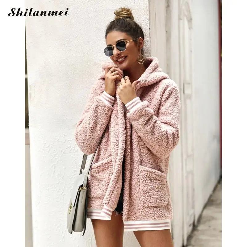 Женское флисовое пальто с капюшоном Стильная розовая Chaqueta Mujer Высокая мода женское меховое пальто свободная верхняя одежда осенне-зимнее плюшевое пальто
