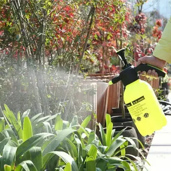

2L Yellow Flower Watering Can High Pressure Spray Bottle Gardening Irrigation Tools Pneumatic Watering Pot for Garden