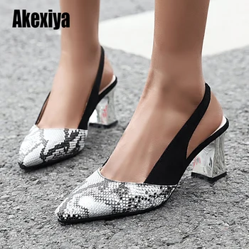 

2020 New Women's Single Shoes Korean Fashion Thick With Shallow Mouth Square Head High Heels Wild Casual Work Shoes Pumps s568
