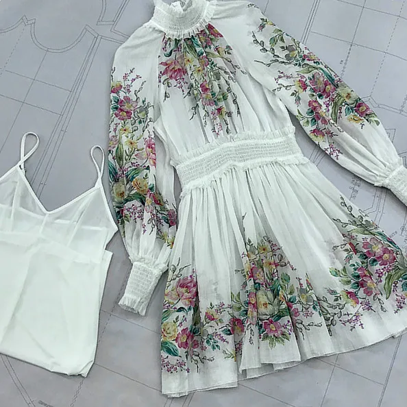 

2020 Spring Bohemian Dresses Ladies Elegant Floral Print Long Lantern Sleeve Elastic Empire Waist Holiday Style White Dress