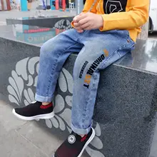 Корейско-Стиль осень стиль детская одежда светильник Цвет средних и больших размеров, детские брюки буквами эластичность, из вельвета, для мальчика, джинсы ткань мин