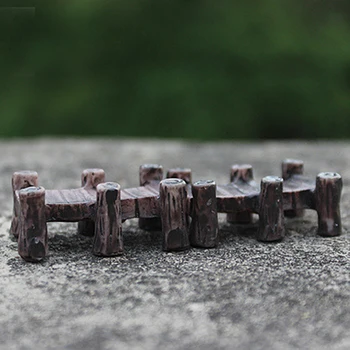 

New Mini Wooden Bridge Micro Landscape Resin Figurines Fairy Garden Accessories 3.8*2.8*1.5CM