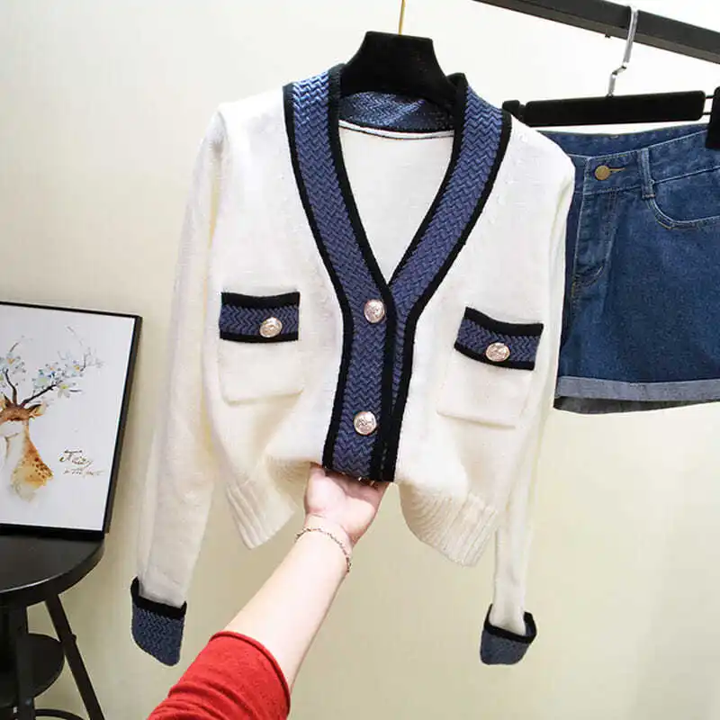 

New one size one fall top cardigan small fragrance pocket knitwear color matching V-Neck long sleeve sweater for women