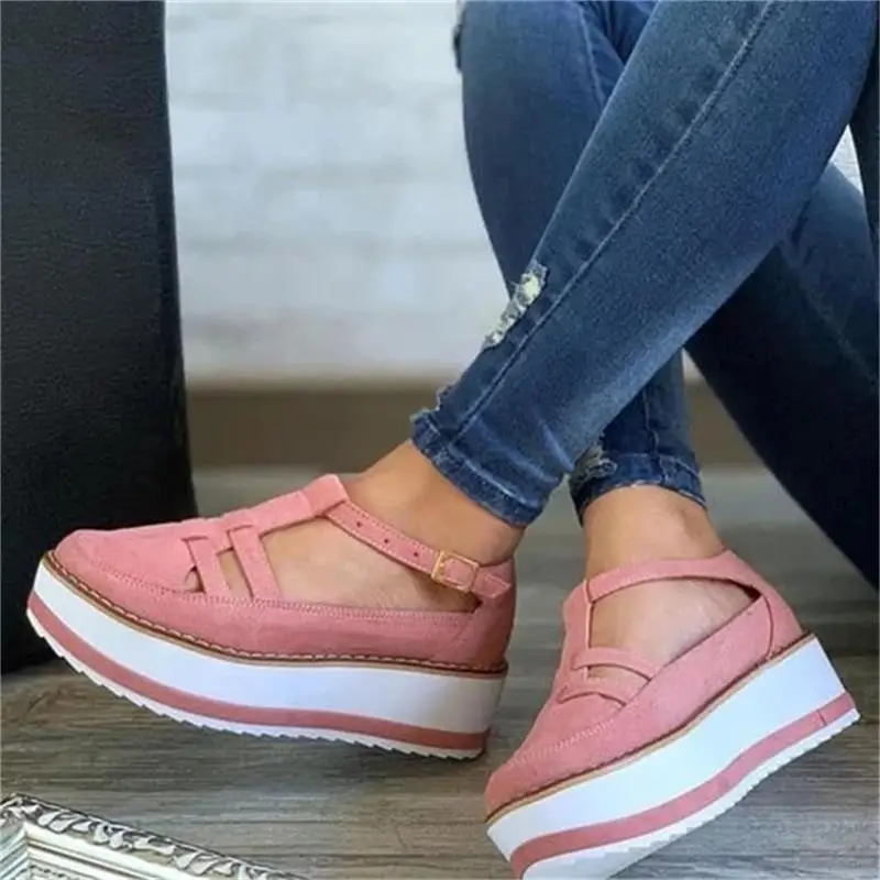 Round toe platform sneakers Clearance