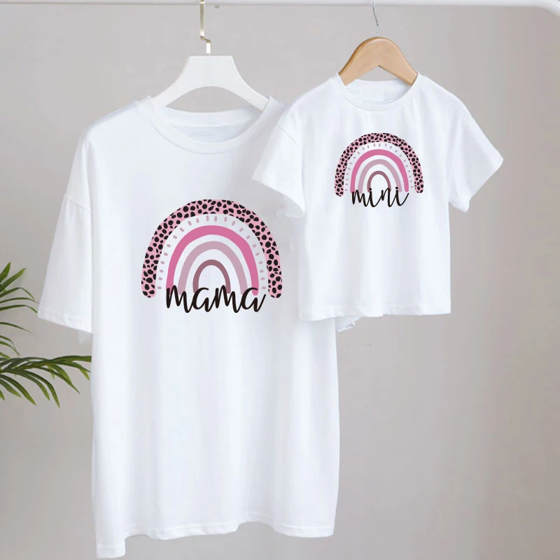 1Pc Rainbow Mother Daughter T-shirts Summer Family Matching Outfits Mom Baby Mommy and Me Clothes Woman Girls Cotton Tops