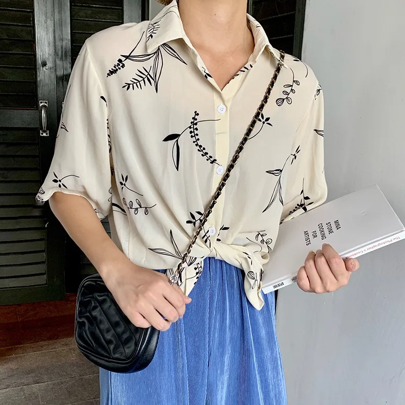 

Women Blouse Casual Loose Leaves Printed Turn-down Collar Short Sleeve Single Breasted Chiffon Blouses