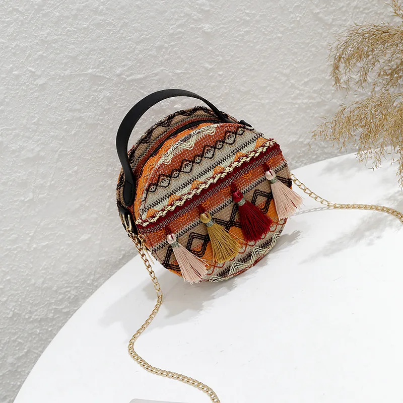 

2019 Spring New Style Fashion Ethnic-Style Woolen Cloth Hand Chain Mini Small round Bag Fairy Tassels Crossbody Bag