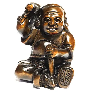 

Y6064 - 2" Hand carved Boxwood Netsuke - Elder Man