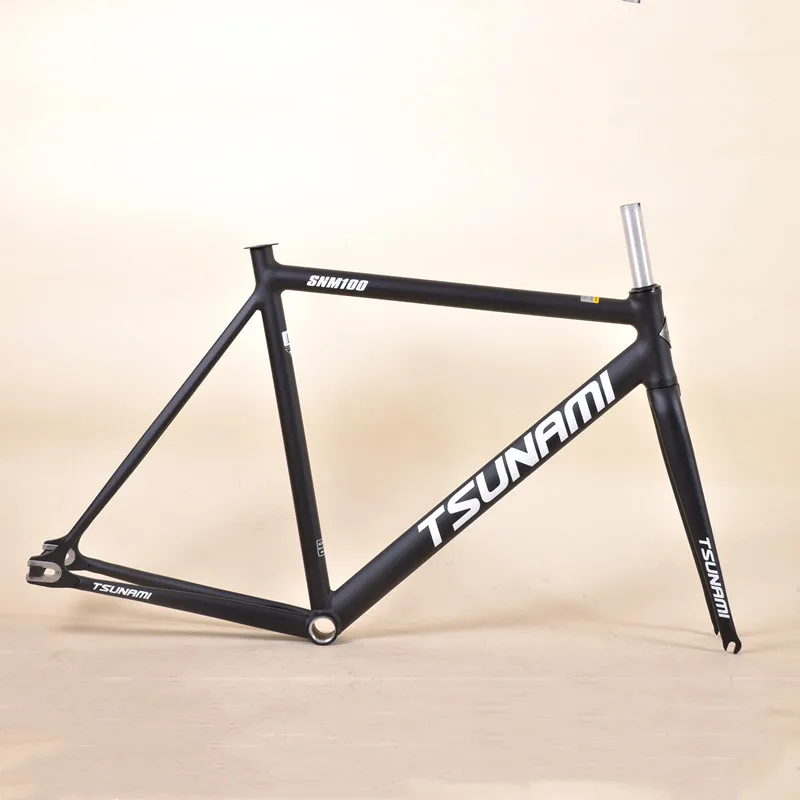 Tsunami ピストバイク ブラック 700C Tsunami ピストバイク ブラック 700C Tsunami ピストバイク