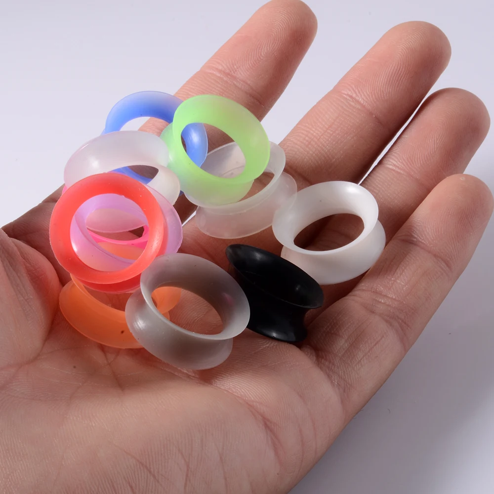 Silicone Ear Plugs and Tunnels 2Pcs Ear Piercings Earlets Screwed Earring Expander Gauges Body Jewelry Piercings