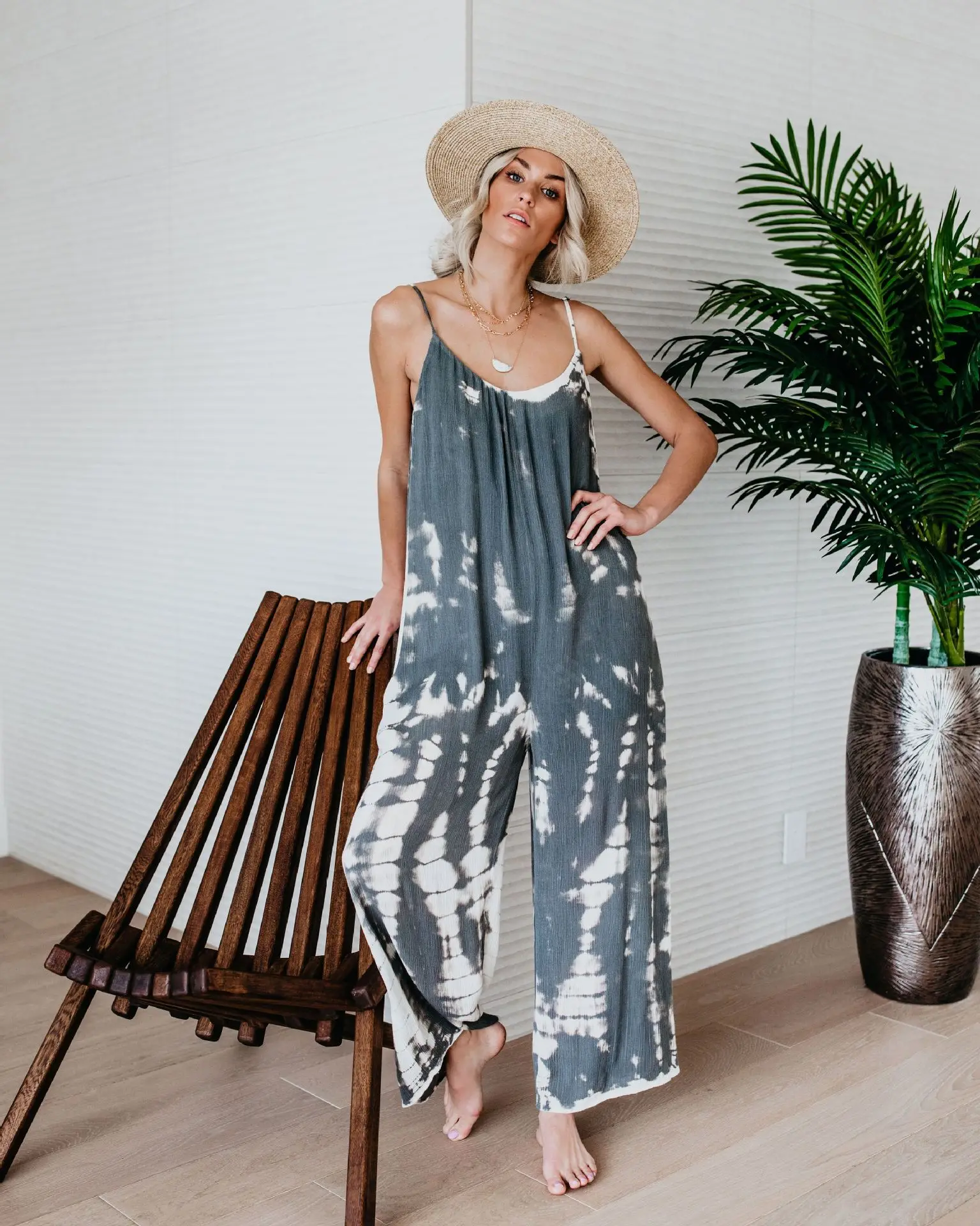 2020 Bikini Cover-ups Boho Spaghetti Strap Jumpsuit Plus Size Cotton Dress Beach Swimsuit Cover Up Sexy V-neck Beach Tunic A328