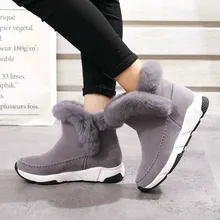 Ботинки; женские зимние ботильоны из флока в британском стиле; Повседневная теплая плюшевая обувь с искусственным мехом; женская обувь на резиновой подошве без шнуровки; модная обувь на танкетке