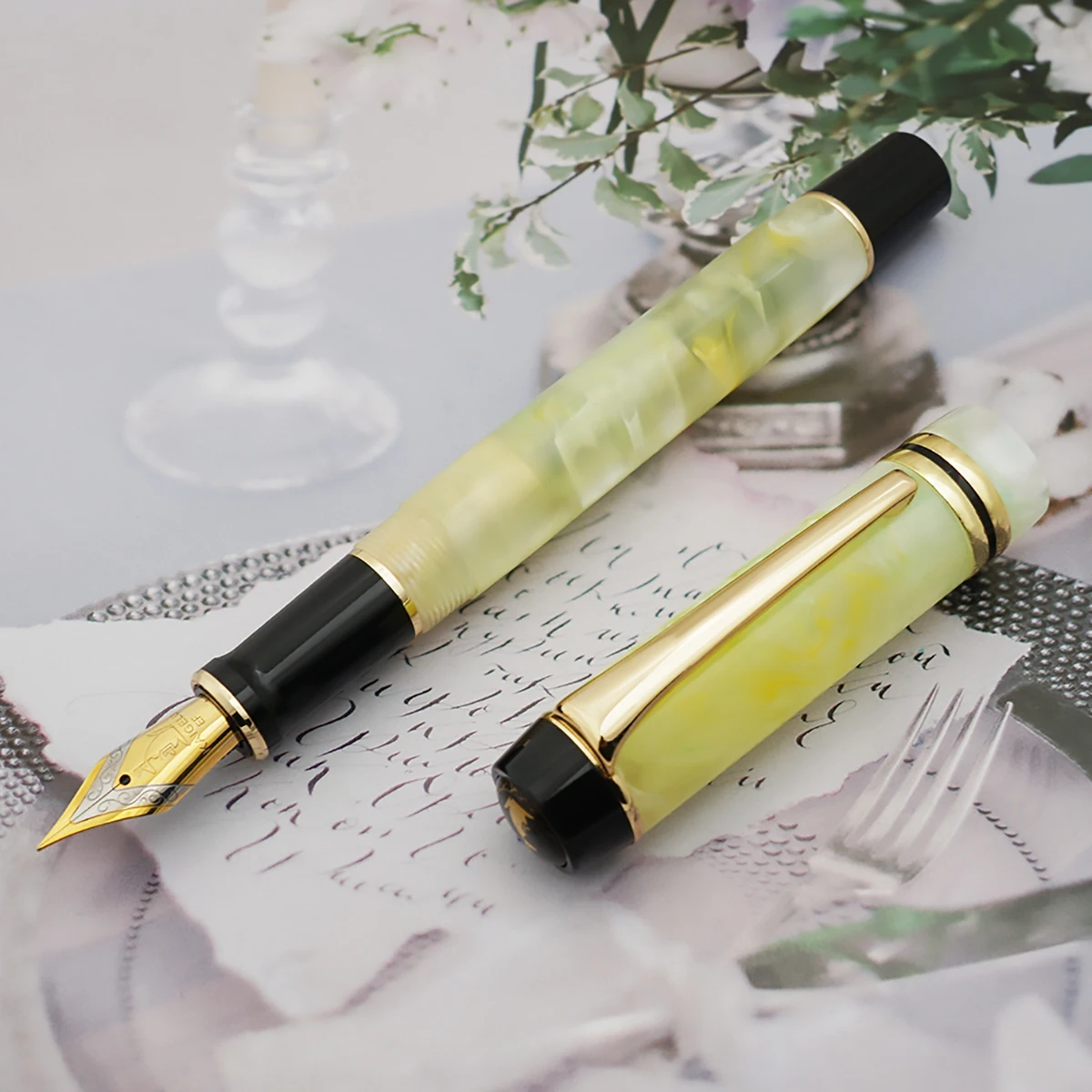 New Kaigelu 316A Green Acrylic Fountain Pen EF/F/M Nib Classic Pen Gift 