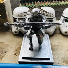 

Office Desk Decoration Knight Magnet Paper Clip Holder Armor Hero Back Sword Pen Holder Home Decoration Accessories Home Decor