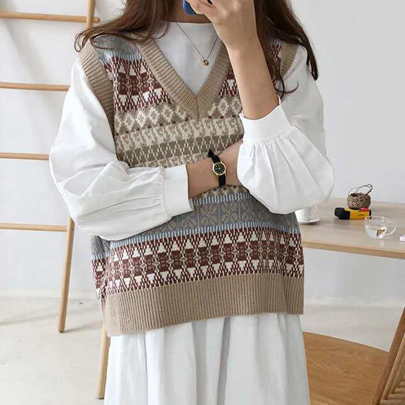 

Muyogrt V-neck Knitted Sweater Vest Autumn Winter Korean Style Sleeveless Vest Sweater Short Loose Vintage Female Pullovers Vest