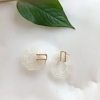 

FG-2 New simple European and American fashion trendsetter metal leaves polygon earrings for women