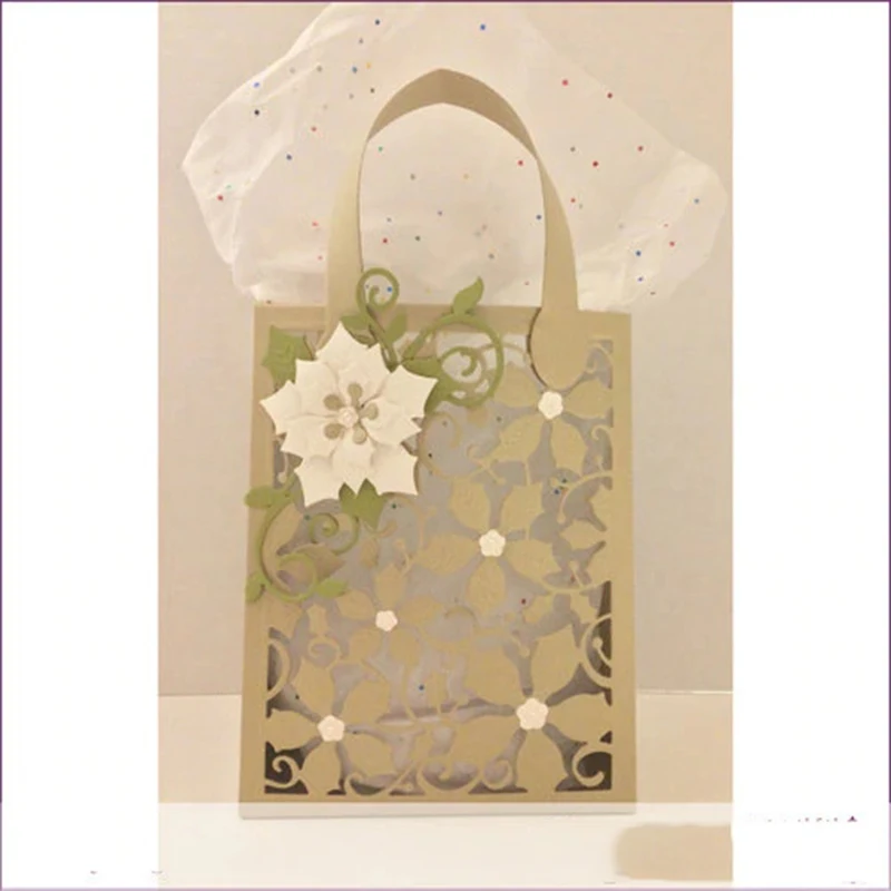 Kelley_Gift_Bag_NWMwm__53972.1570507530