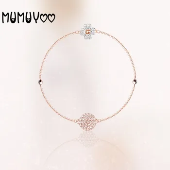 

Fashion jewelry high-quality swa charm black and white double-sided four-leaf clover invisible magnetic buckle bracelet women.