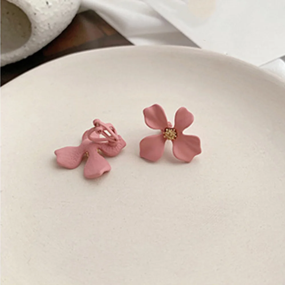 Не пирсинг желтый белый спрей краска цветок клип серьги для женщин ухо манжеты