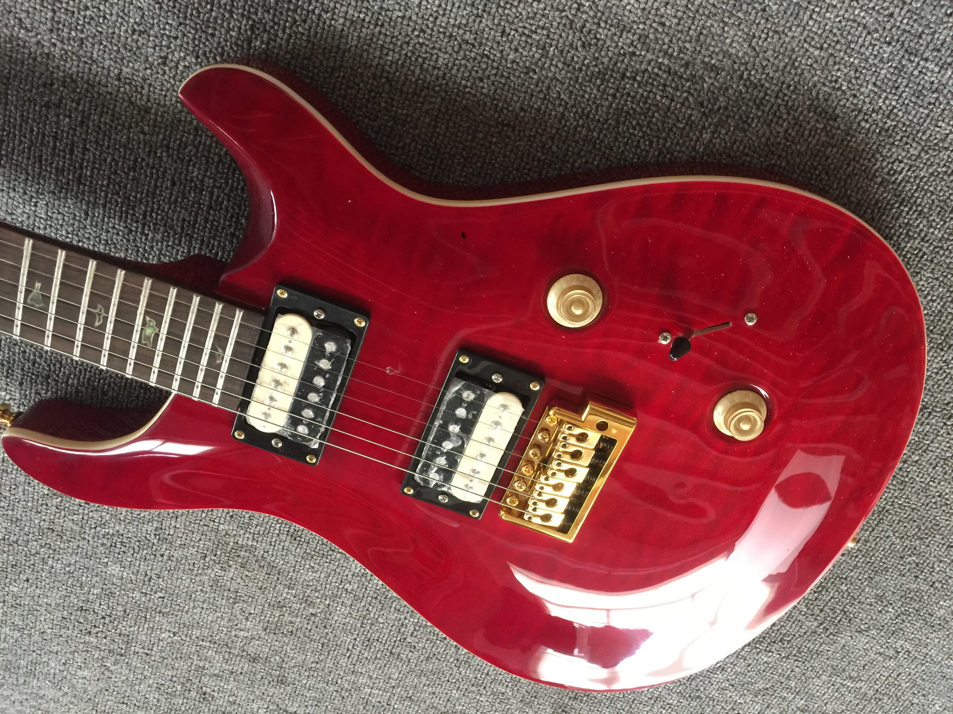 

Electric guitar/anmiyue rose-red tiger-print veneer exquisite high-end guitar/customizable Chinese electric guitar