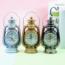 Vintage reloj de alarma Retro lámpara de aceite alarma reloj de mesa de lámpara de queroseno reloj Decoración Para sala de estar artículos de oficina adorno artesanal