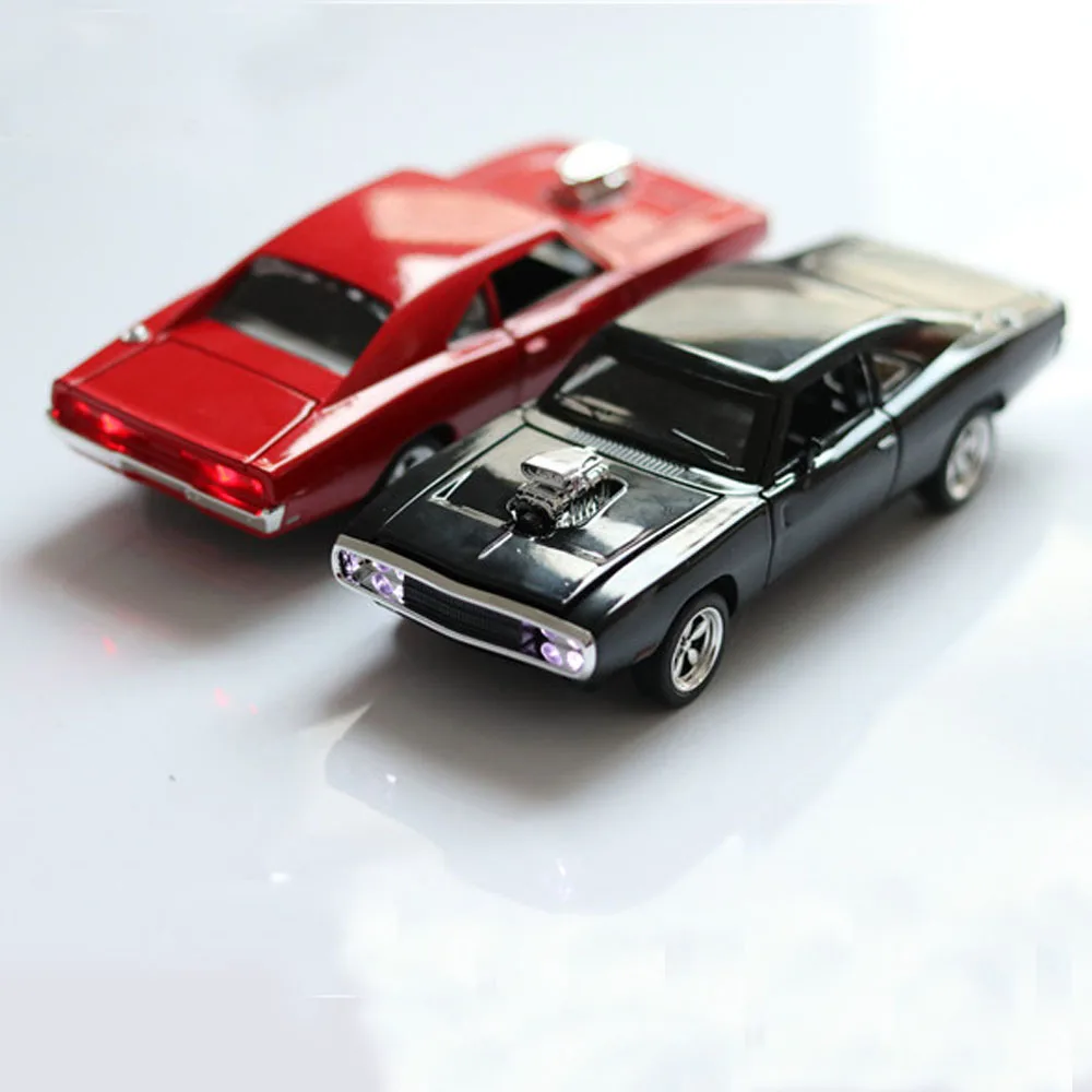 Мини автомобиль 1:32 Dodge Charger быстрый и яростный сплав модели автомобилей детские