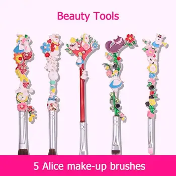 

5pcs Cute Makeup Brushes Kit Hot Selling Comfortable Professional Metal Handle Eyeshadow Foundation Face Beauty Cosmetics Set