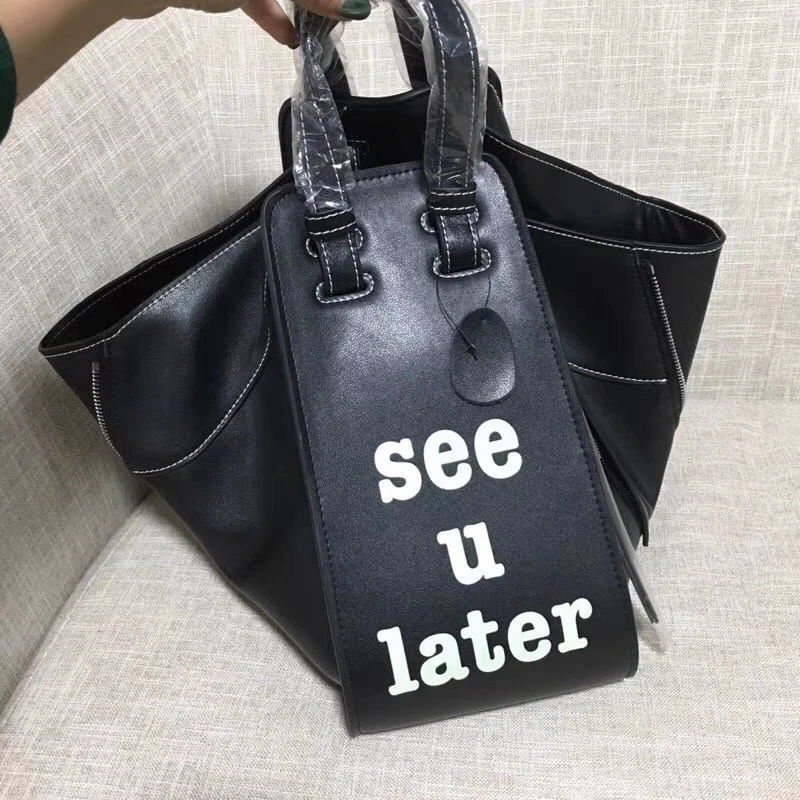 

Luxury brand 2019 the new graffiti lettering simple atmospheric one shoulder her portable genuine cow leather handbag