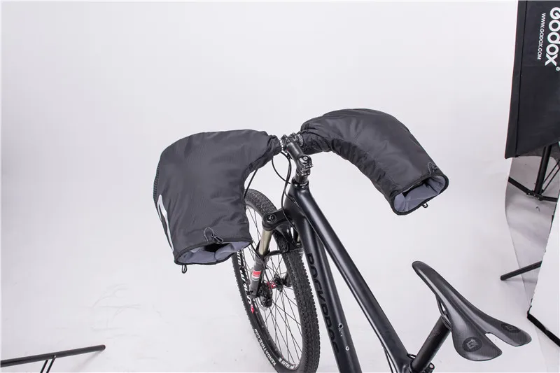 ROCKBROS велосипедные перчатки ветрозащитные флисовые Линь водоотталкивающие Светоотражающие утолщенные мужские и женские зимние уличные теплые MTB перчатки