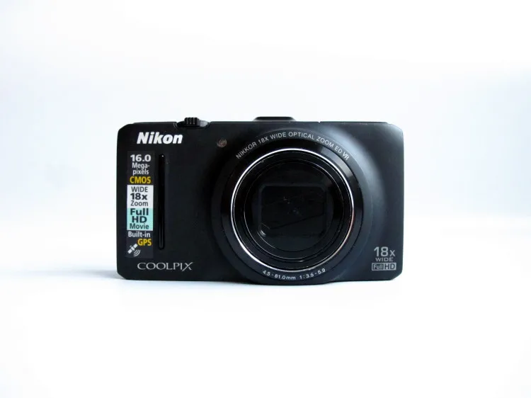 Используется, цифровая камера Nikon Coolpix S9300 16,0 Мп CMOS сенсор 18x Zoom-NIKKOR ED Стекло объектив с gps