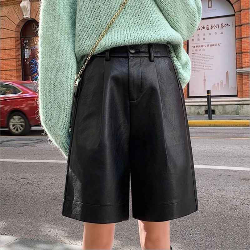 

2020 Autumn Winter Pu Leather Shorts Women Elastic High Waist Straight Leg Bottoms New Fashion Plus Size Black Green Khaki S-3XL
