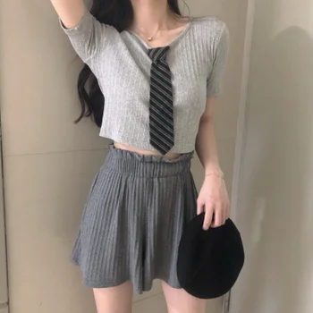 

2020 Spring And Summer Sexy 2 Piece Set Women High Street Clothes For Women Knit Set Elastic Waist Sexy Club Outfits Crop Top