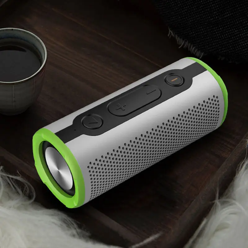 Открытый беспроводной Bluetooth водонепроницаемый динамик перезаряжаемый фонарик Ipx-4 портативный динамик фонарик Функция Поддержка Handsfr