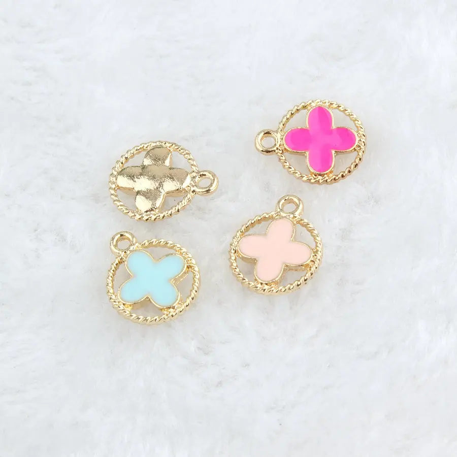 3087368670_430270423