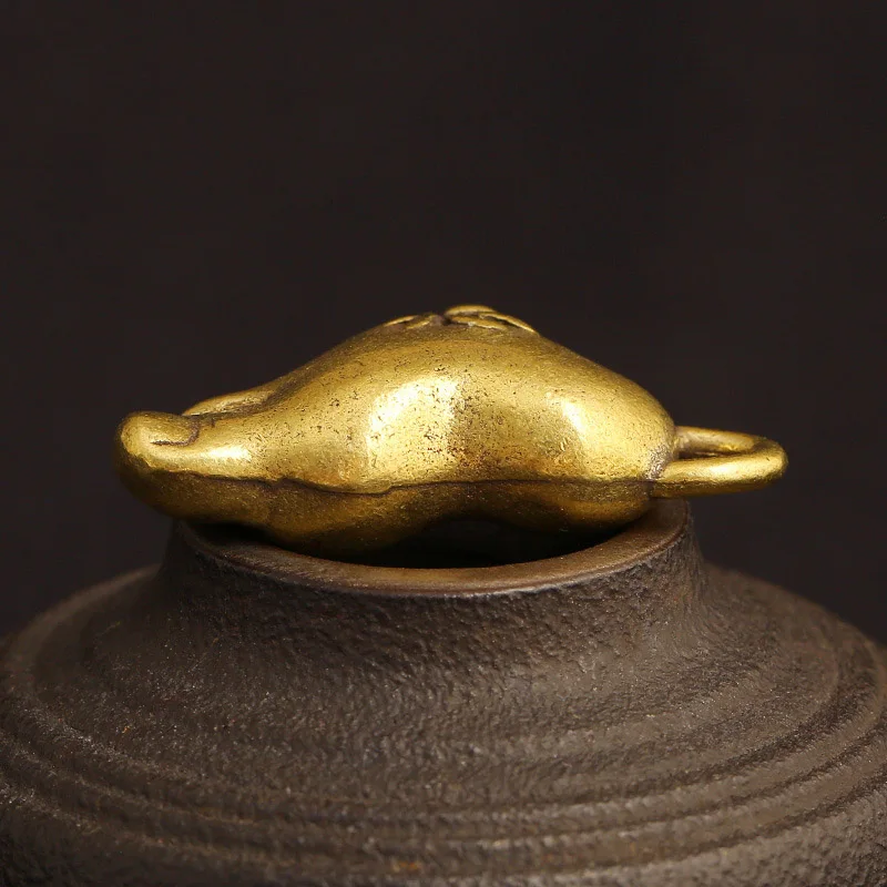 Brass Spider Feet keychain (2)