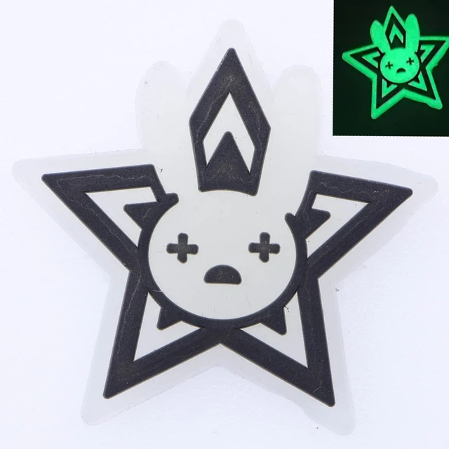 1pcs Glow in The Dark Croc Shoe Charms PVC Noctilucence Accessories Decoration Bad Bunny for Clogs JIBZ Button Charm Kids Gifts p2657