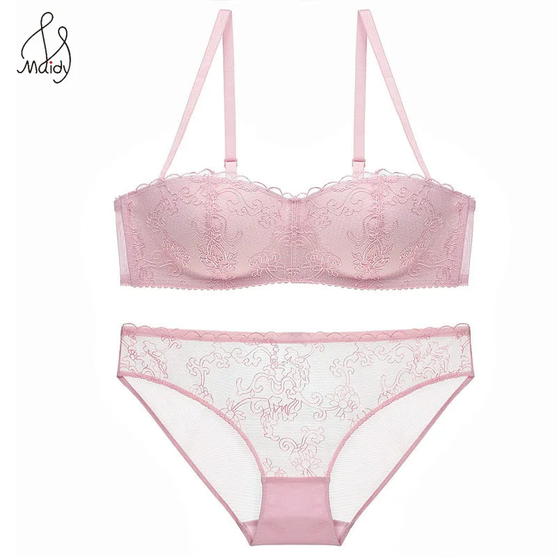 Комплект женского нижнего белья с бюстгальтером пуш-ап чашка 1/2 | Женская одежда