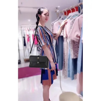 

2020 New Messenger Bag Large Capacity Middle-aged Mother Hand Shoulder Bag Women
