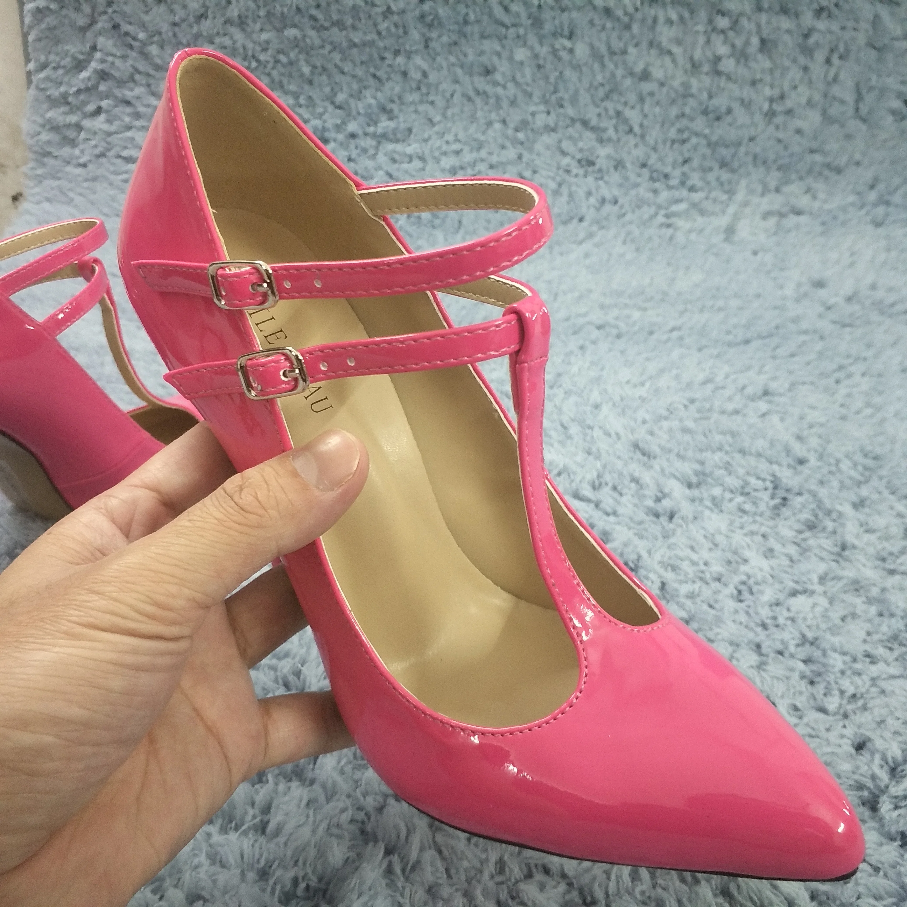 

Sexy Pink Patent Pumps High Heel Dress Party Women Pumps Spring Summer New Pointed Toe Buckle T-Strap Stiletto 12cm Heels