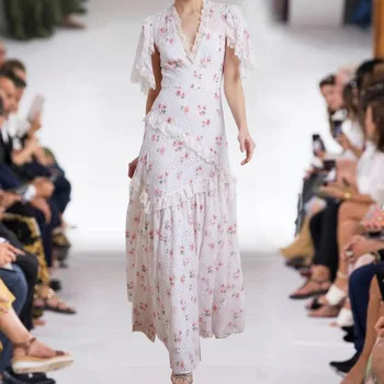 

Vintage Floral Embroidery Long Prom Dresses 2020 High Quality Women V Neck Ruffles Pleated Maxi Summer Dress