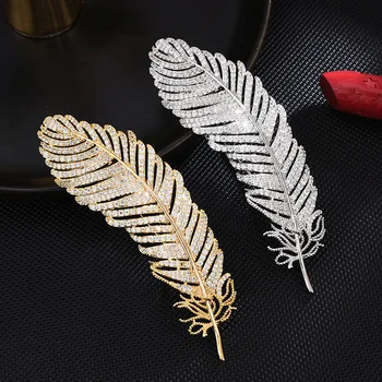 

Fashion Jewelry cc brooch gifts for women Feather Pins Brooch dress coat Accessories enamel pins Brooches for women hijab pins