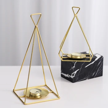 

Geometric Candlestick Nordic Style Metal Modern Stand Christmas Centerpiece Romantic Candlesticks Nordic Gold Home Decor II50ZT