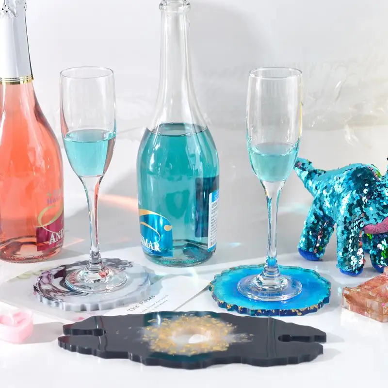 Resin Wine Glass Holder and Coaster Set
