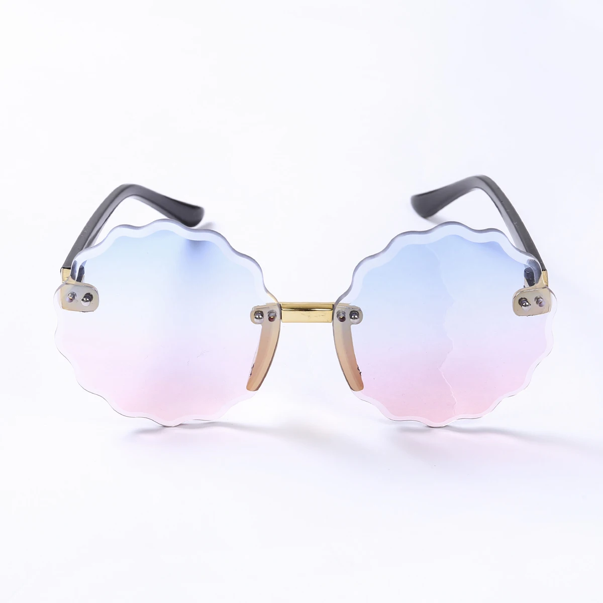 

Kid Girls Boys Sunglasses, Lightweight Sun Protection UV400 Round Flower Gradient Eyewear