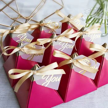 

Rose Red Triangular Pyramid Sweet Candy Box Wedding Favors Paper Gift Boxes Chocolate Bags Gift Packing Box 100pcs