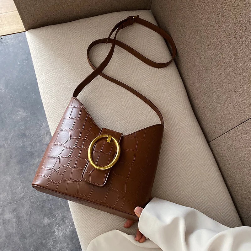 

Retro Crocodile Pattern Bag Women's Fashion 2019 Autumn And Winter New Style Versatile Fashion Glorious Shoulder Capacity Bucket