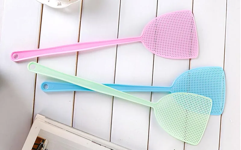 Pest Control Manual Plastic Durable Long Handle 1pc Fly Swatter