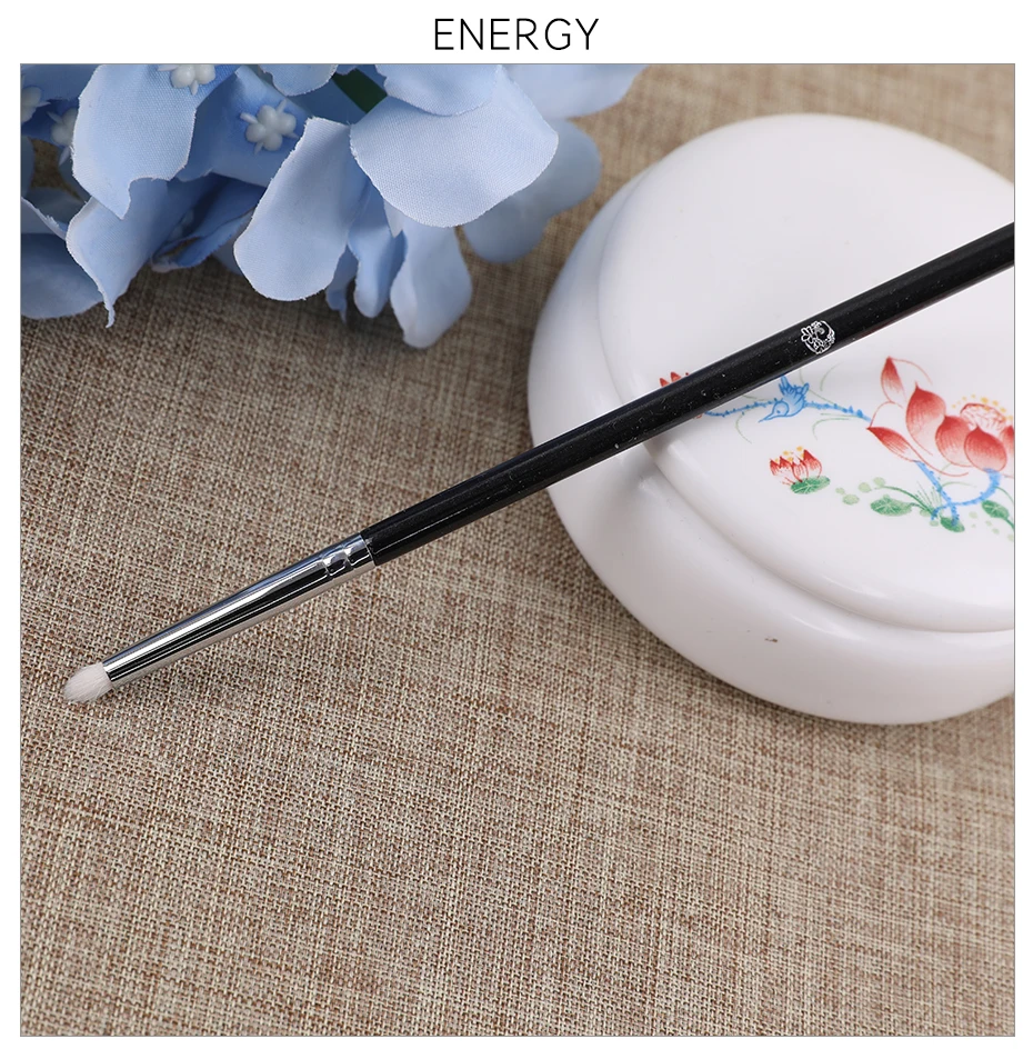 白底详情模板_02