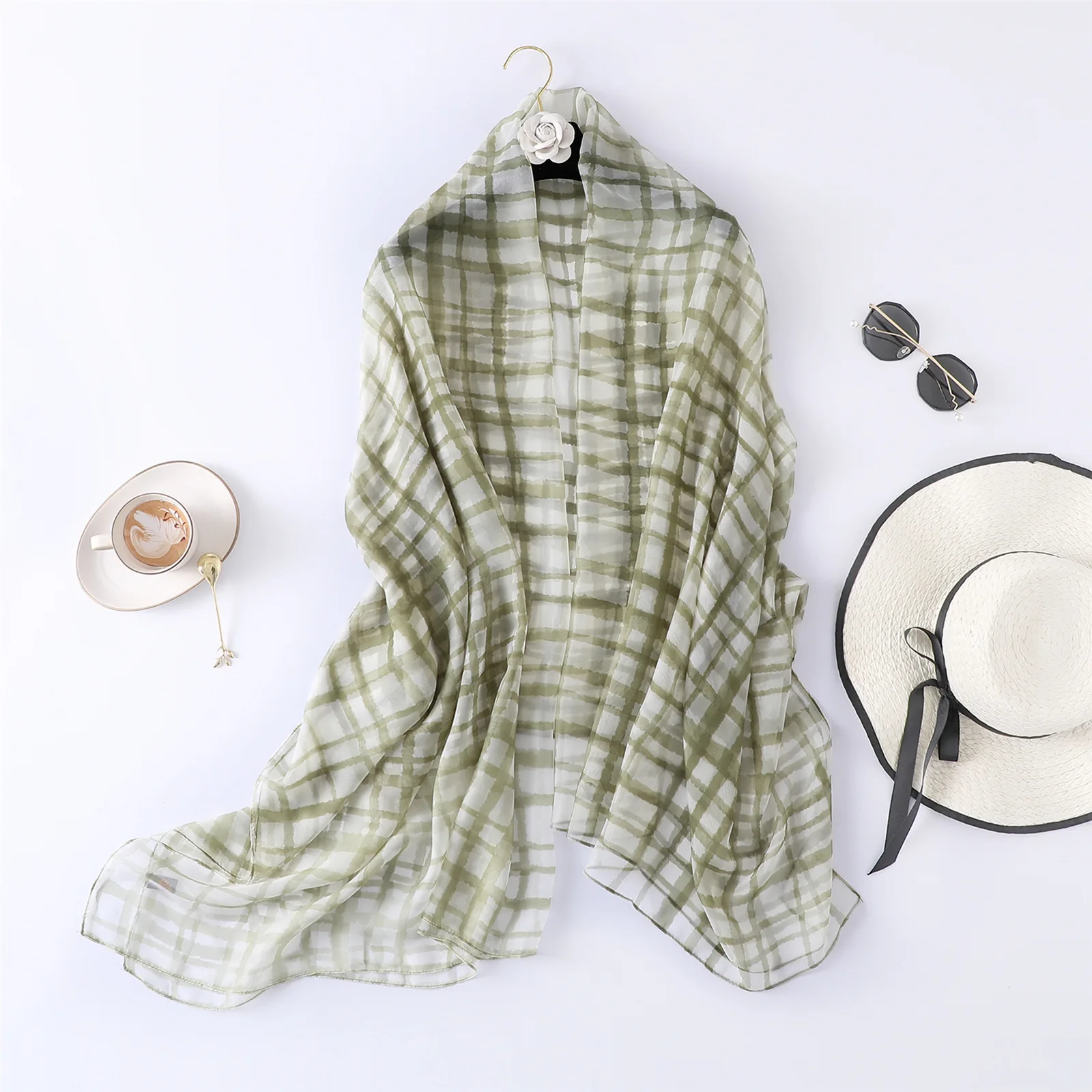 Goedkoop CS2126 Merk Vrouwelijke Sjaal Zomer Zijden Sjaal Vrouwelijke Shawl Soft Designer Strand Zakdoek